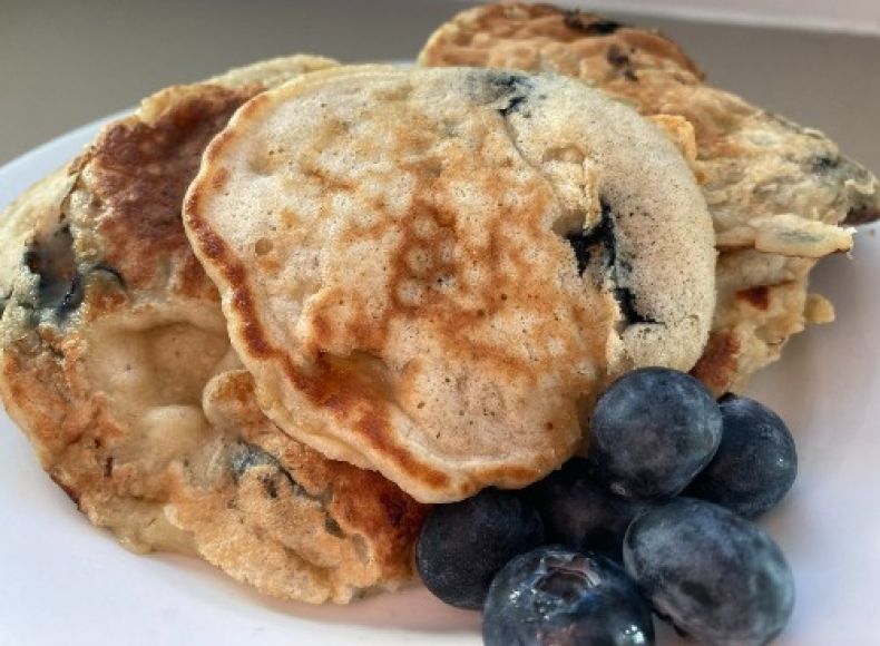 Banana blueberry pancakes
